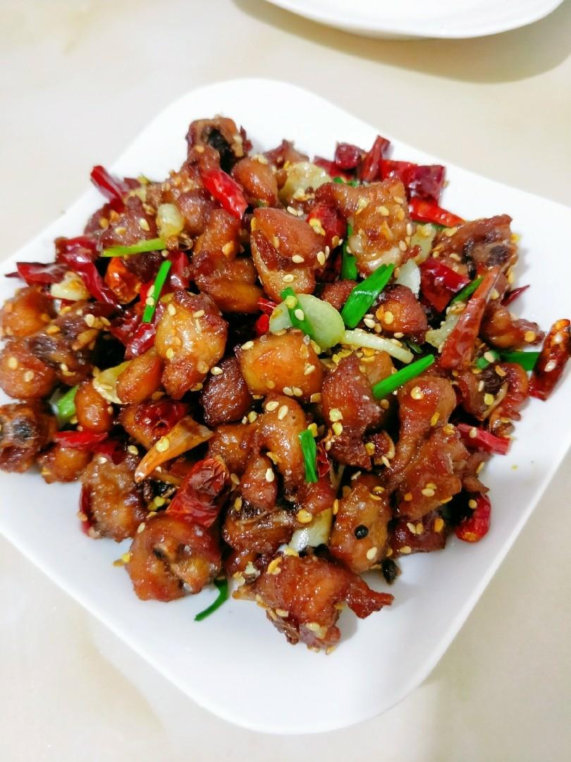 超下饭的辣子鸡丁的做法